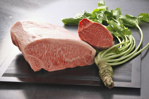 鉄板焼きコースは6800円から