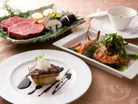 結婚記念日、誕生日、デート、接待などにおすすめです。特別で高級なひとときをお過ごしください。