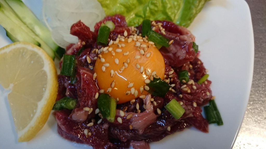 鹿児島牛ユッケ