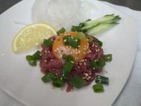 博多もつ鍋と札幌ラーメンスープが当店で仲良くなりました! 一番人気です。〆は全粒粉つけ麺で!
