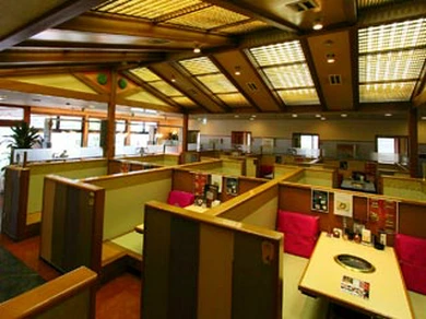 半個室のお席で、心おきなく焼肉をいただけます