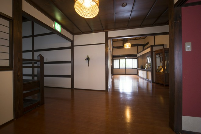 食器・内装にこだわっている