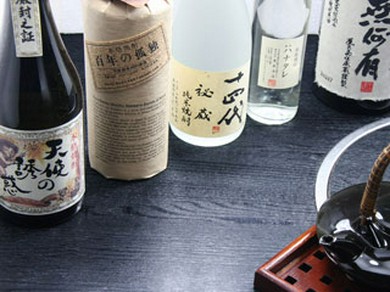 種類豊富な焼酎や地酒でくつろぎのひとときを過ごせます
