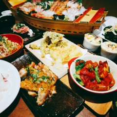 創作料理がたくさん楽しめコース各種ご用意！