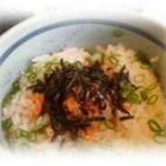 梅昆布・明太子・たこわさ・鮭の4種類から選べます。