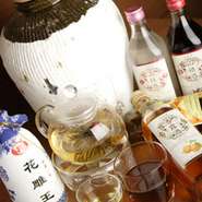 ゆっくり会話を楽しみながら、そしてお酒や中国茶を飲みながら、少人数のお集まりにおすすめです。
