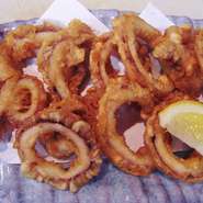 男女ともに大人気
揚げたてが美味い！