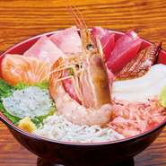 常に10種類以上の海鮮丼をご用意しております