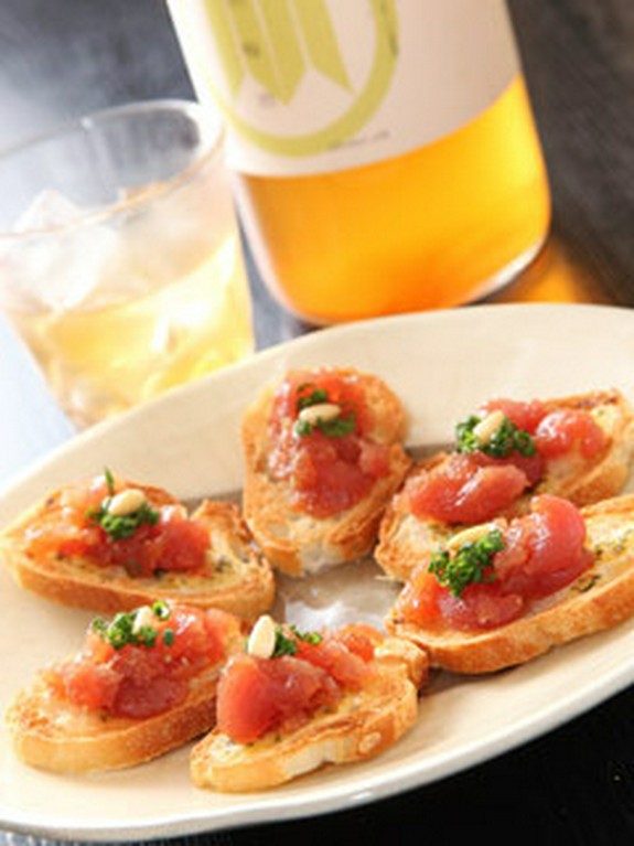 まぐろのタルタルカナッペ