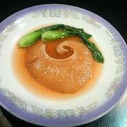 フカヒレの姿煮