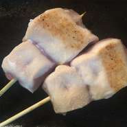 焼き加減はレア気味で。さび、明太マヨ、うめ、からしマヨ、チーズ、おろしポン酢等から選んでください。