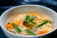 奈良養鶏さんの卵をたっぷり使用したふわふわのスープです。お子様にもオススメです！