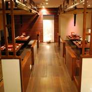 こちらのお席で約40名ご着席いただけます。