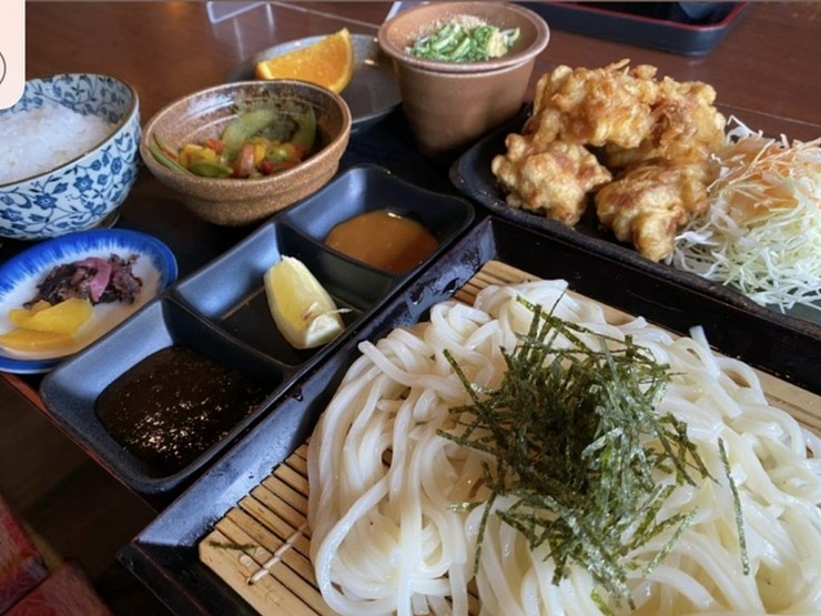 やまき醤油蔵 東広島本店 西条 東広島 うどん ランチメニュー ヒトサラ やまき醤油蔵 東広島本店 西条 東広島 うどん ランチメニュー ヒトサラ