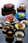 7,000円(税込7,700円)、8,000円(税込8,800円)