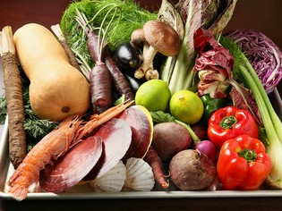 ひるがの高原の無農薬野菜と三河湾の旬の魚介類