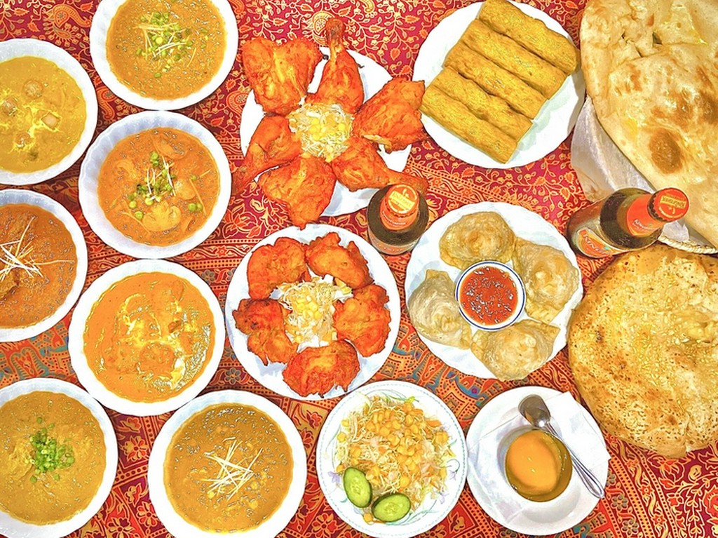 本場スタッフが調理する本格インド料理！