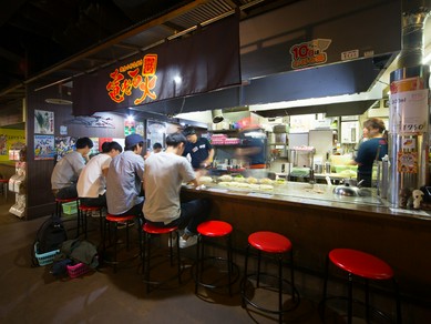 女性のお一人様も大歓迎！　寛いで味わう『お好み焼き』