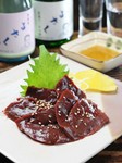 馬レバー刺し