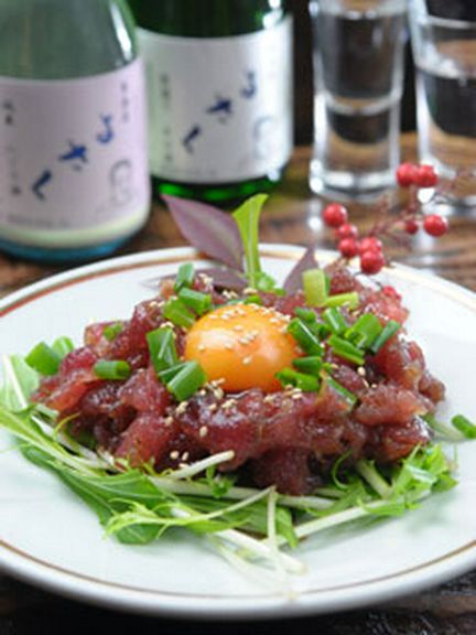 まぐろ中落ちユッケ