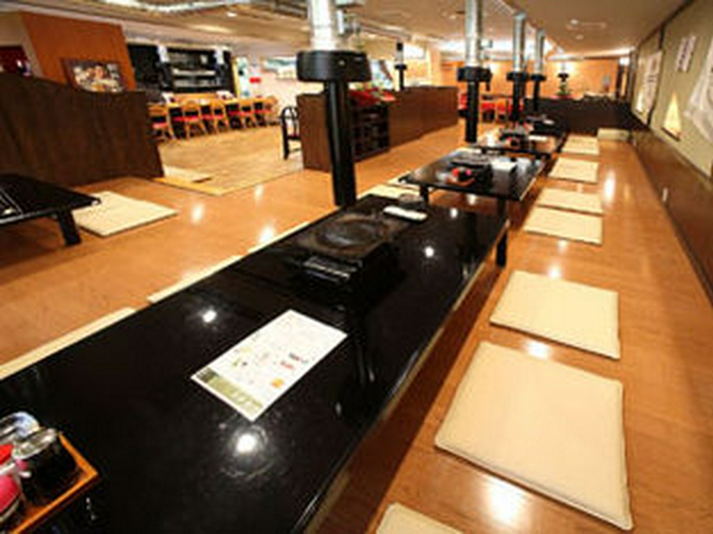 小上がりは26名です。