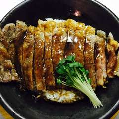 王様のステーキ丼