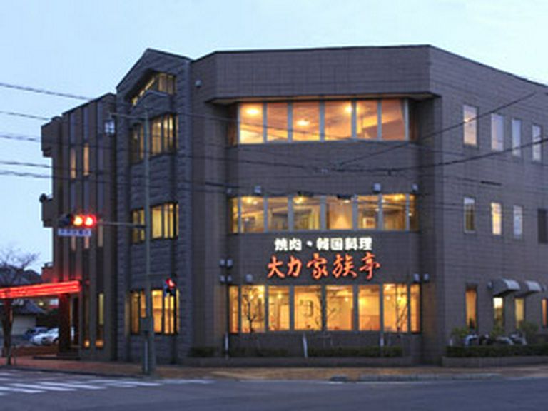 清潔で明るい店内  全館バリアフリー