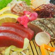 脂がのった旬の鮮魚の3品盛合せです。