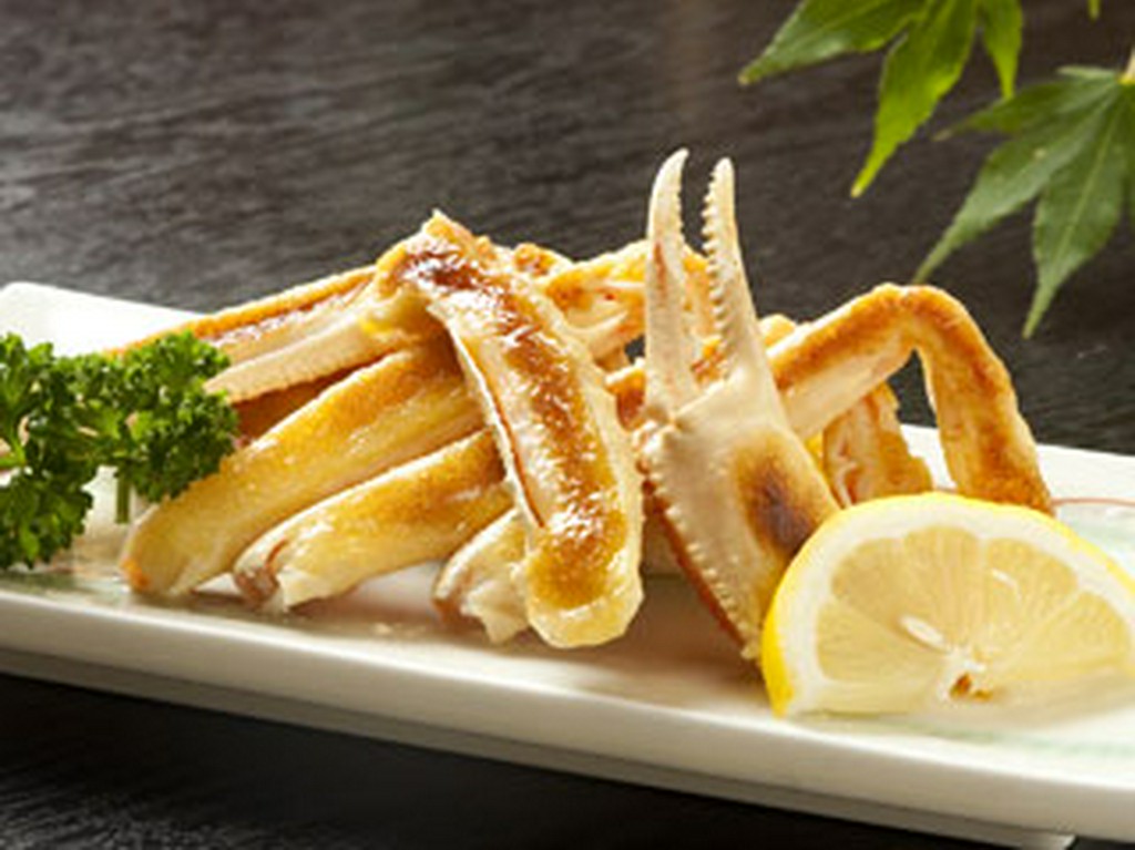 当店おすすめ!!　ズワイガニの大雪焼き。　