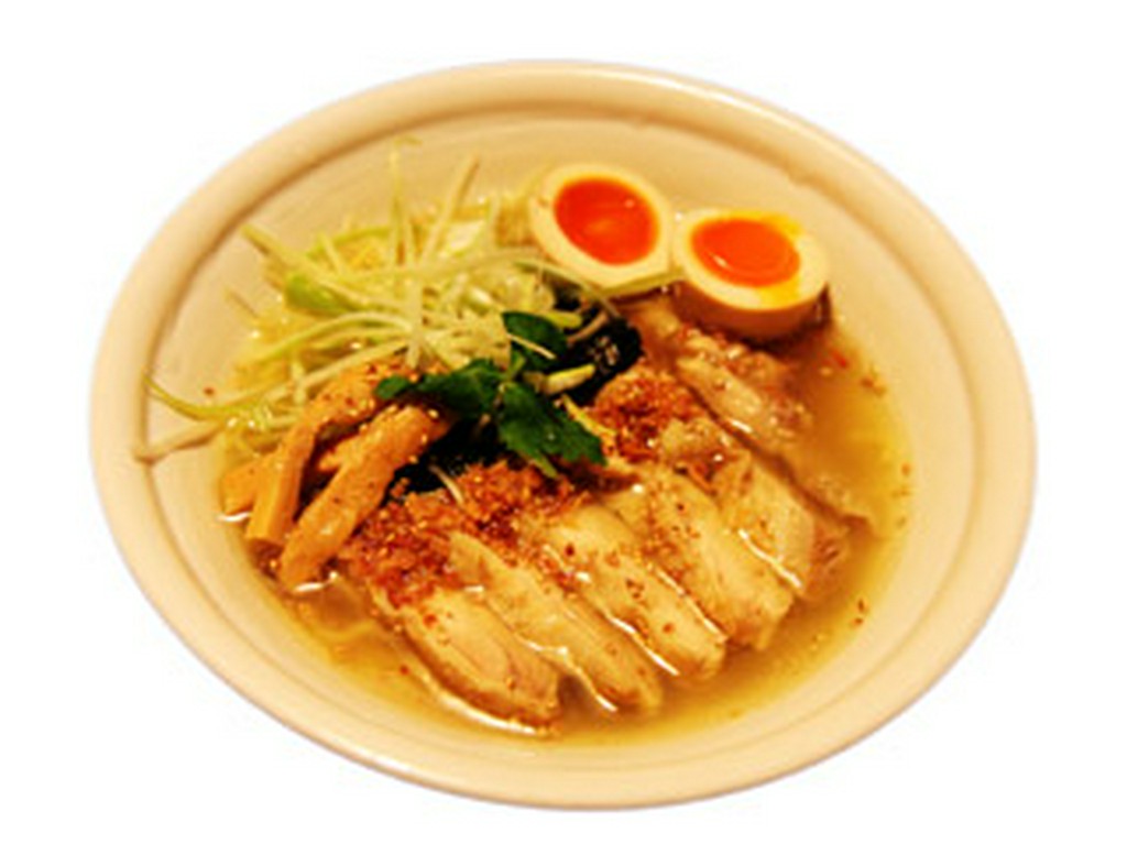 鶏塩ラーメン　北海道の地鶏を時間をかけて丁寧に仕込んだスープ