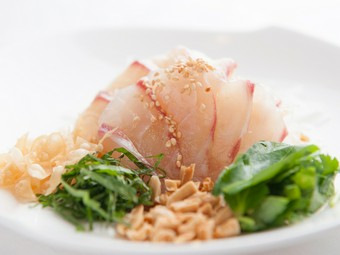 暢暢特製 鯛の刺身