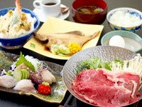 刺身、魚料理、すき焼き、天ぷら、あさり味噌汁、ご飯、コーヒー