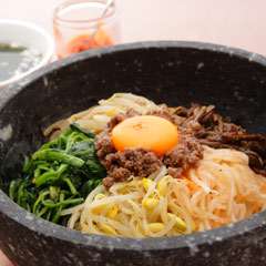 〆に最適な石焼ビビンパ