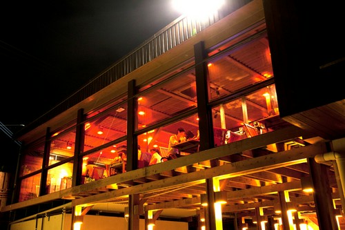 オレンジのライトは素朴でやさしい気持ちに