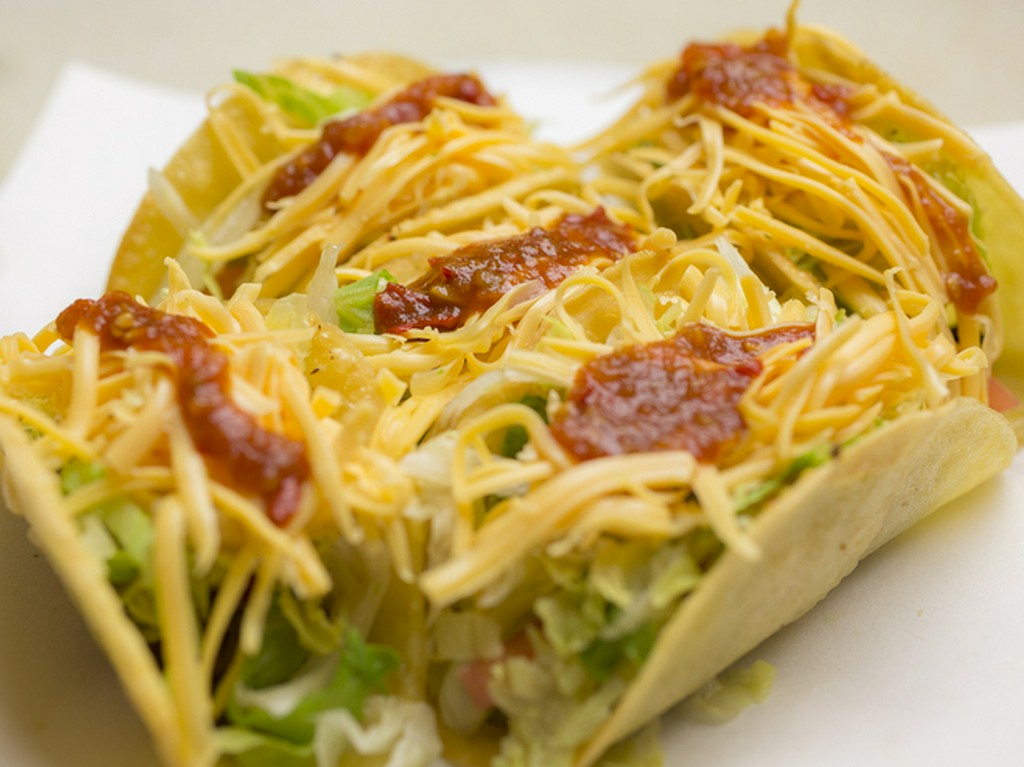 アメリカ流「タコス」や沖縄名物「タコライス」は夏バテ回復に
