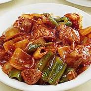 テンダーロイン150gとピーマン・玉ねぎの野菜炒め