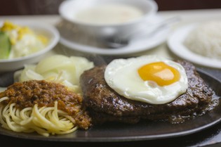 『テンダーロイン』や『ハンバーグ』で使用する牛ヒレ肉