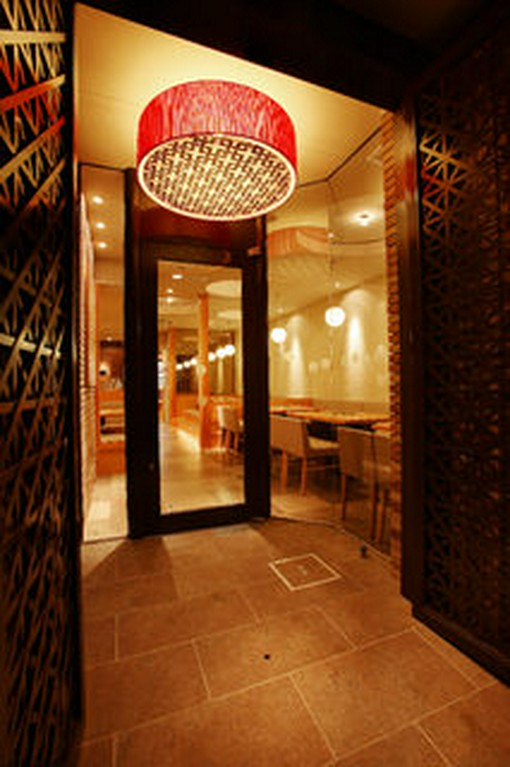 アッパのおいしい焼肉とオンマのやさしい料理をめしあがれ！