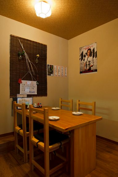 テーブル席もあります。