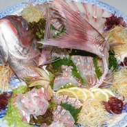 鮮魚料理は、他に蒸し、揚げ、餡かけ、など対応致します。
（画像は天然真鯛）天候、時期、等仕入れにより画像と異なる場合があります。