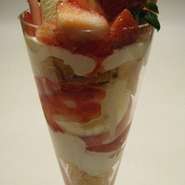 チョコレート、ヨーグルト