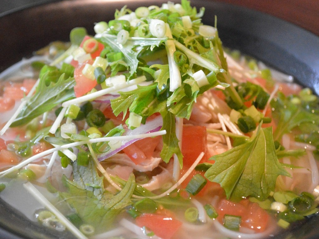 ベトナム風汁そば）（フォーガー）