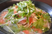 ベトナムで「フォー」と呼ばれる一品。