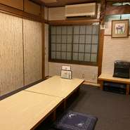 大小10部屋の個室がございます