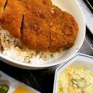 タルタルソースかつ丼