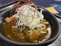 国産牛すじ肉を、味噌でじっくり炊きました。
創業以来の変わらぬ味です…