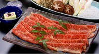 松阪肉を使ったすき焼きです割り下でご提供しております