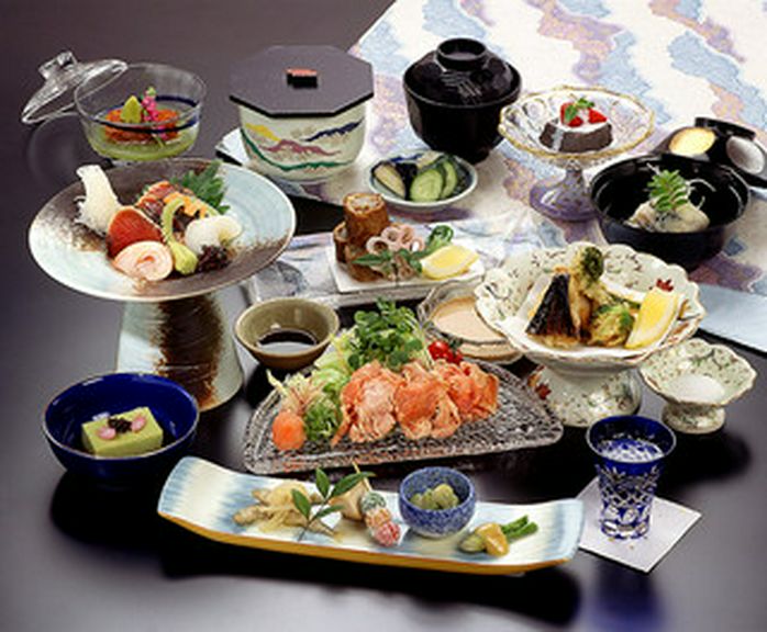 会席料理 羽衣