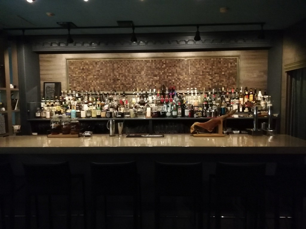 雰囲気抜群の店内でステキな時間をお過ごしください