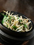 不動の人気メニュー! ◆ニラもやし◆